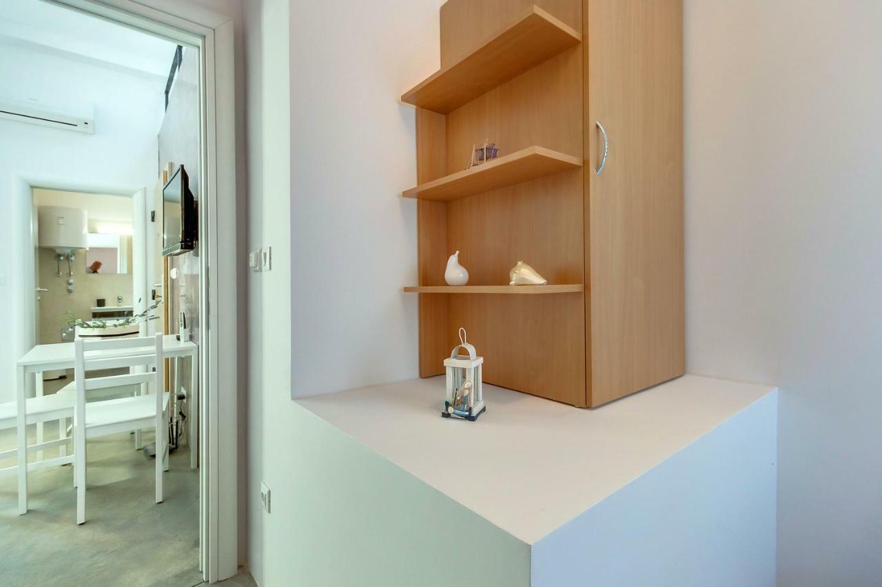 Apartmani Danica เนเรซีน ภายนอก รูปภาพ